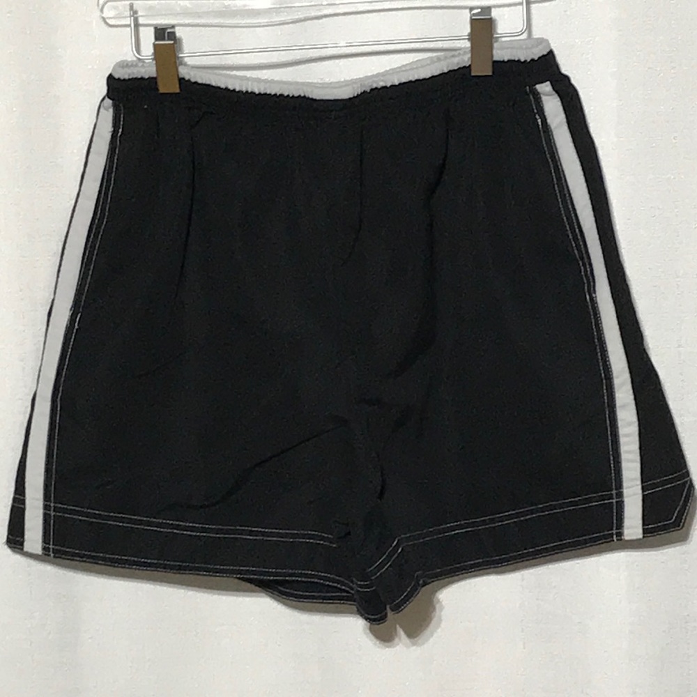 EAST WEST Shorts